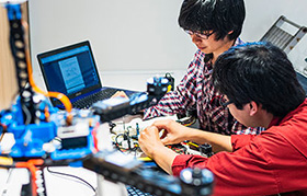 연결-협력으로 빚는 일본 제조업의 부활 中企, 
각개격파 대신 동맹으로 DX 혁신